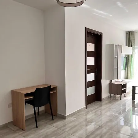 F5 3, Private Two Single Beds Shared Bathroom In Shared Flat Privat bolig