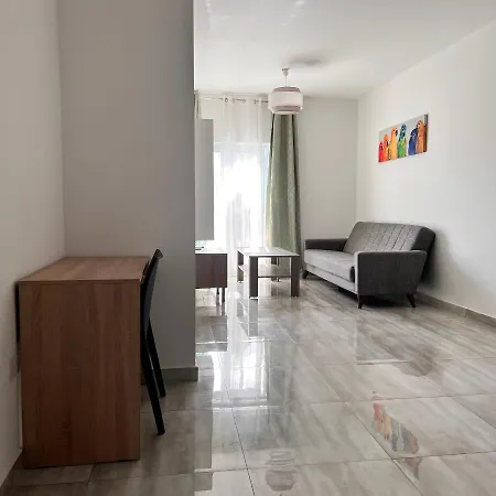 F5 3, Private Two Single Beds Shared Bathroom In Shared Flat Kwatera prywatna Msida