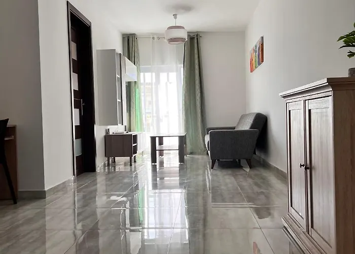 F5 3, Private Two Single Beds Shared Bathroom In Shared Flat Habitación en casa particular